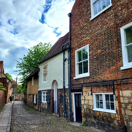 Chapter House York Exterior photo