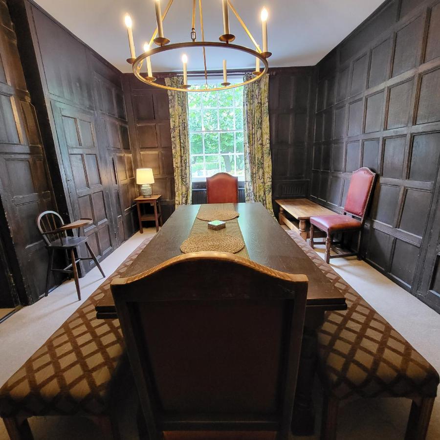 Holiday home Chapter House *