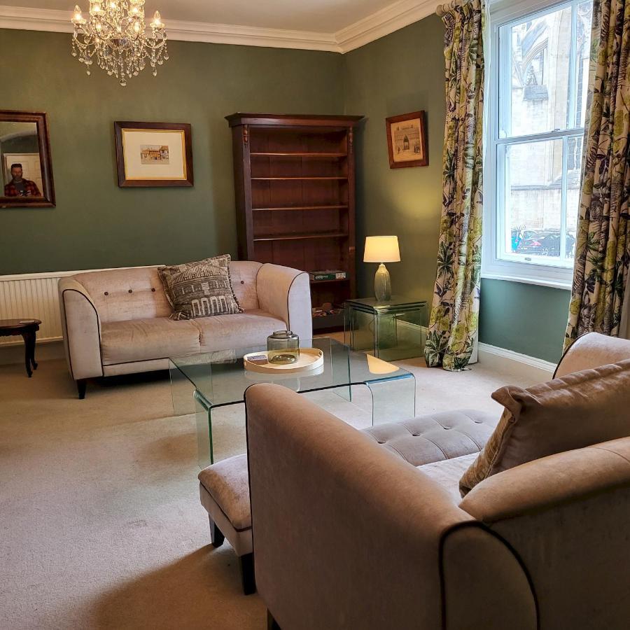 Holiday home Chapter House